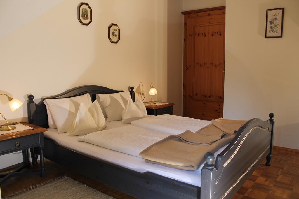Haralds Ferienwohnungen Bad Kleinkirchheim Chambre photo