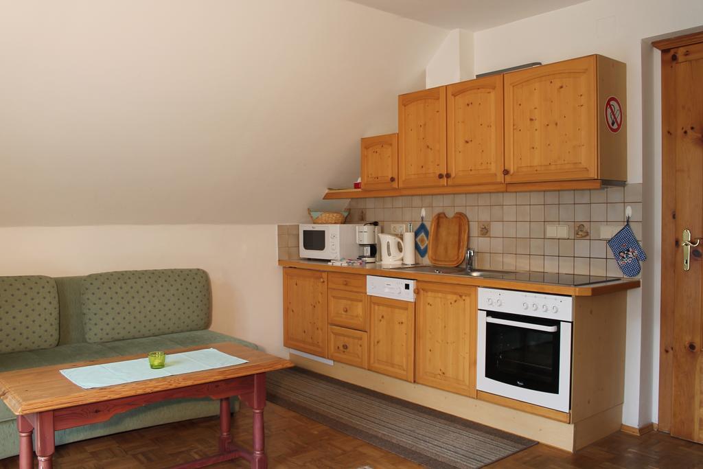 Haralds Ferienwohnungen Bad Kleinkirchheim Chambre photo