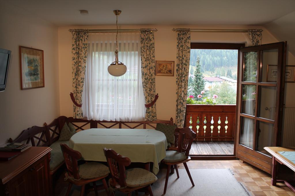 Haralds Ferienwohnungen Bad Kleinkirchheim Chambre photo