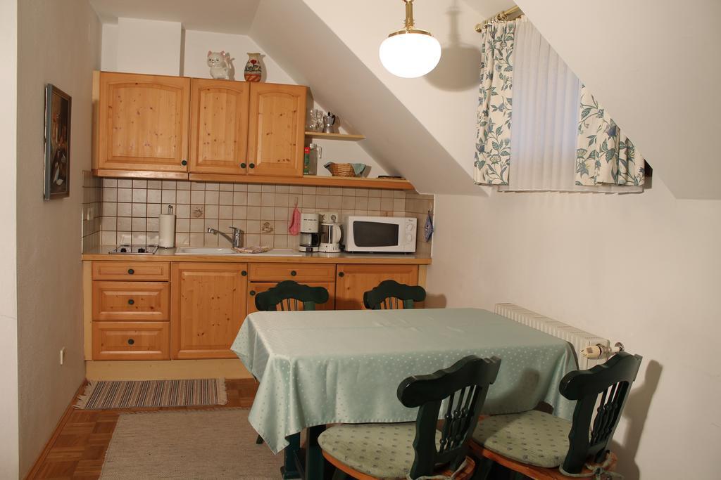 Haralds Ferienwohnungen Bad Kleinkirchheim Chambre photo